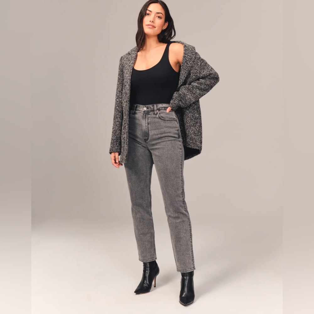 Curve Love Ultra High Rise Ankle Straight Jean